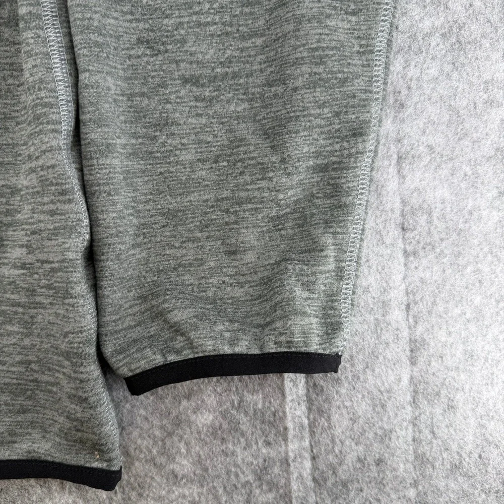 The North Face Mens XL Grey Heather Quarter Zip Fleece Pullover Chest Pocket